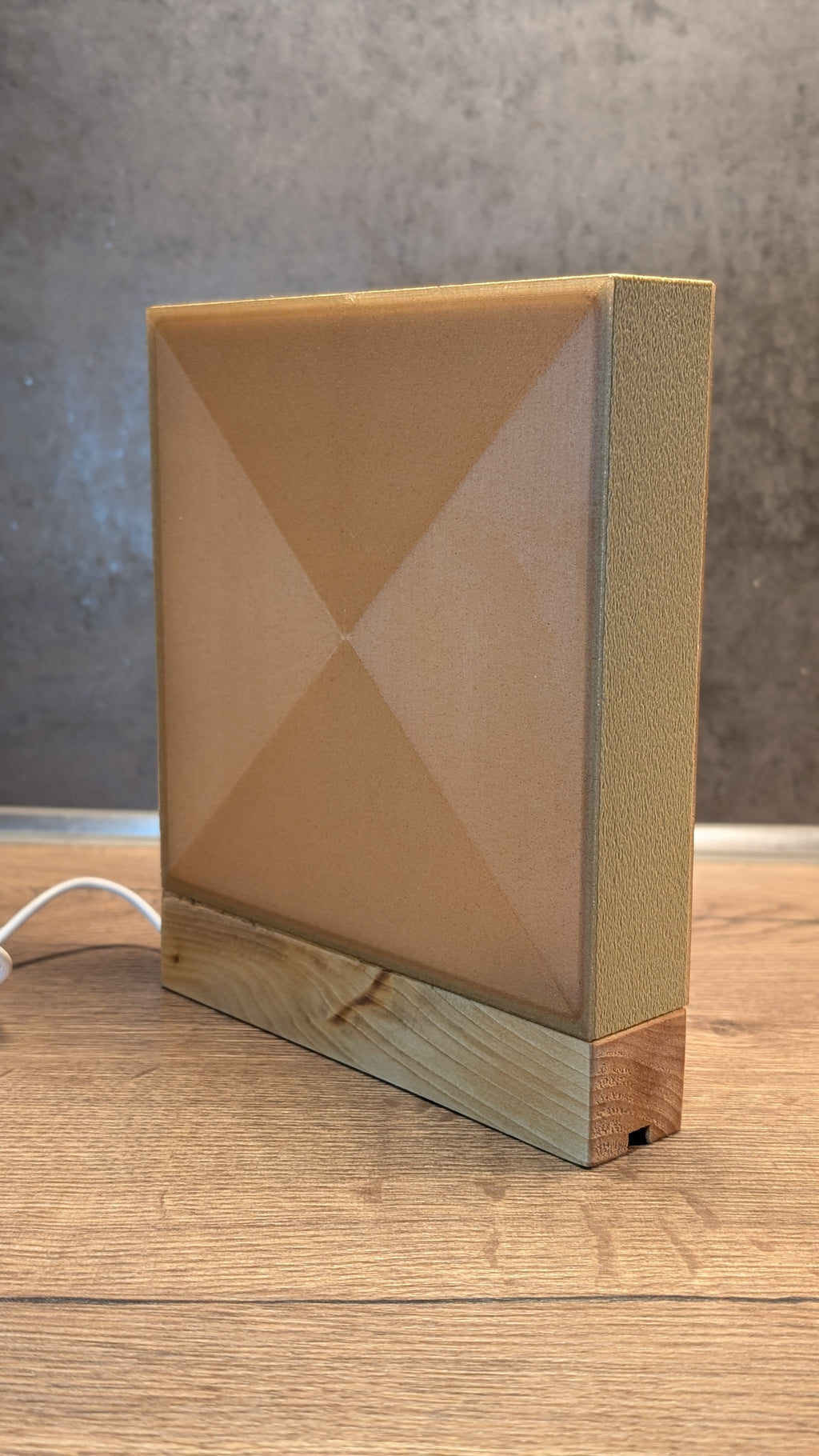 Apollo - Space Age Table Lamp