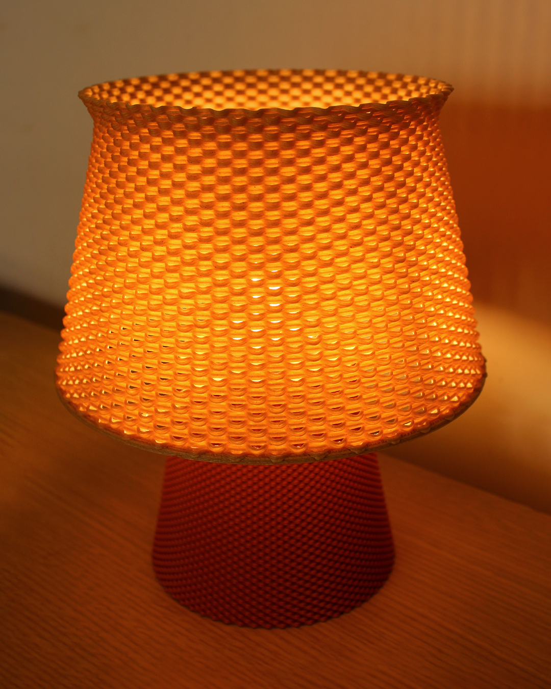 Torsion - Sculptural Table Lamp