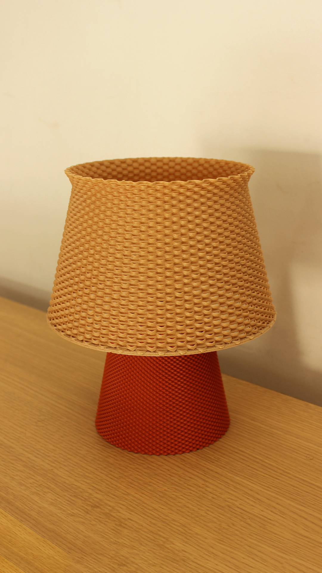 Torsion - Sculptural Table Lamp