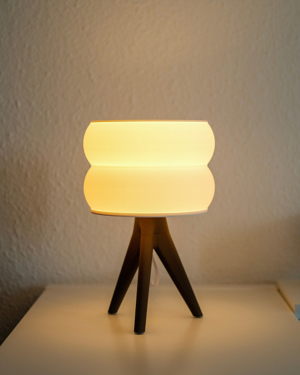 Gyra - Sculptural Table Lamp