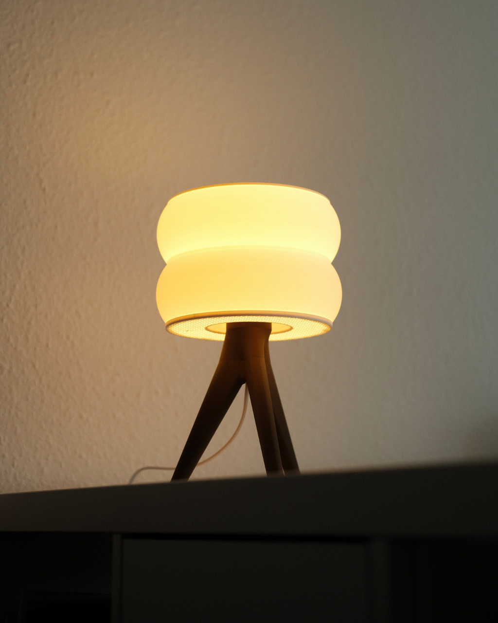Gyra - Sculptural Table Lamp