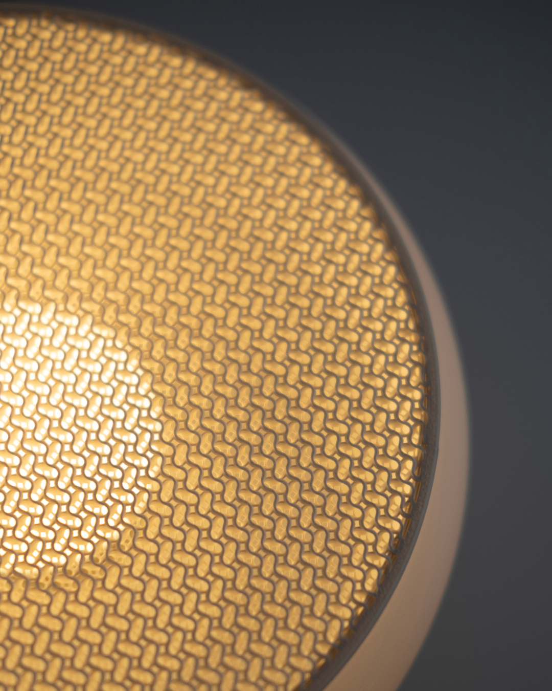 Gyra - Sculptural Table Lamp